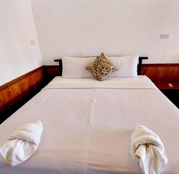 اتاق لوکس با بالکن, Bontai Resort, Don Khon