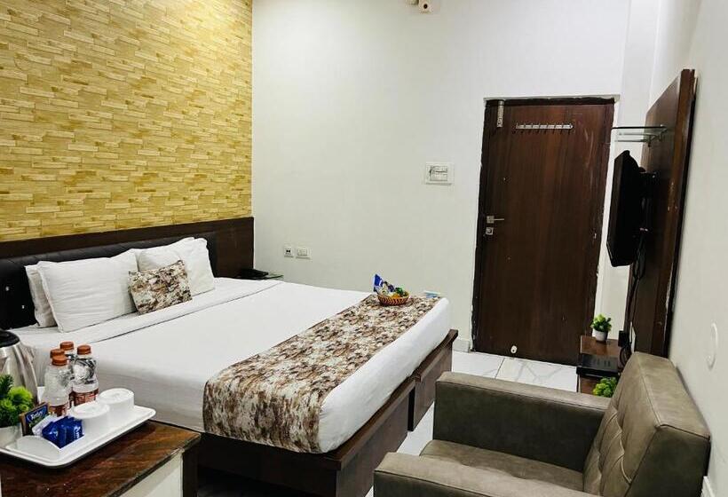اتاق استاندارد با تخت بزرگ, Plaza Airport Zone