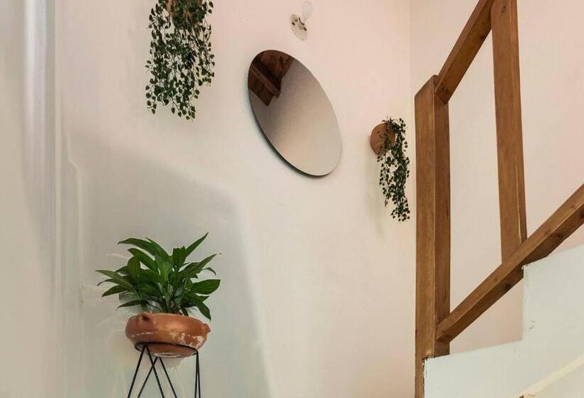 Номер Стандарт Трехместный, Letto Hostal