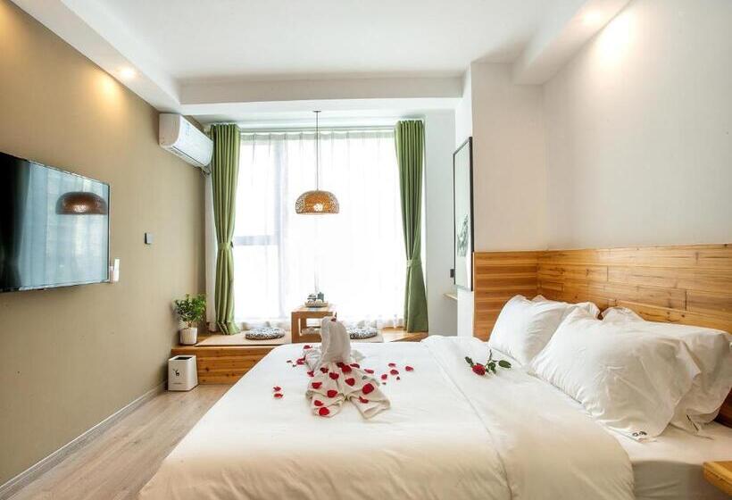 Номер Superior Кровать Куин, Cloudy Warm Hotel   Huangshan Scenic Area Transfer Center Branch