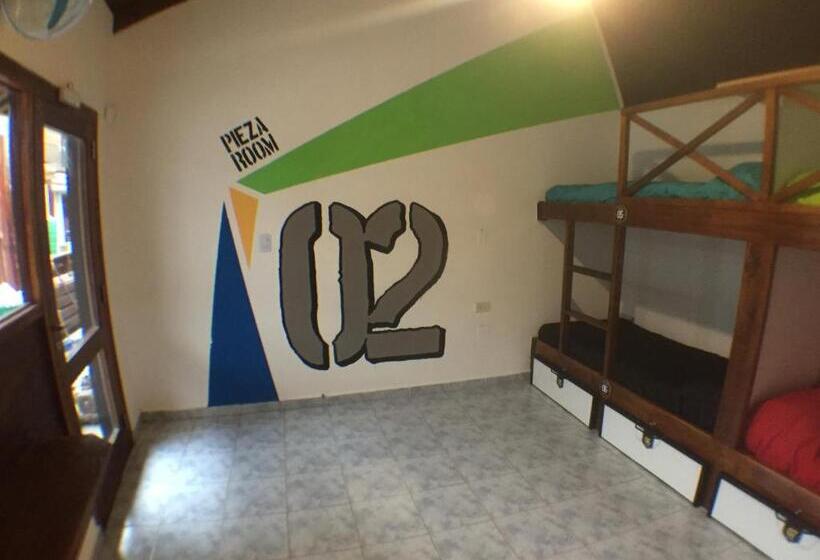 공동 객실, Hostel De La Plaza