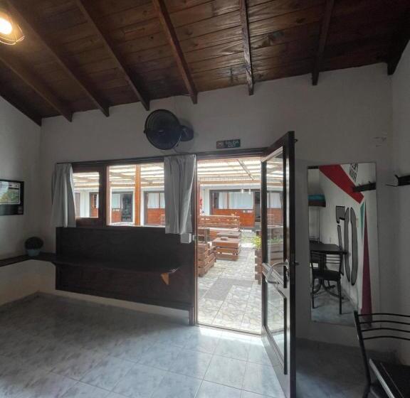 공동 객실, Hostel De La Plaza