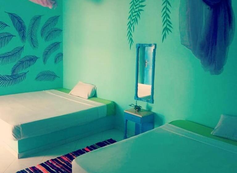 اتاق استاندارد با سرویس بهداشتی مشترک, Blue Bird Village