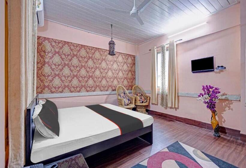 Трехместный Номер Классика, Collection O D Trinayan Suites