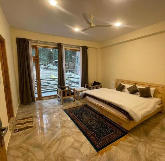 디럭스 룸, Green Park Kasol