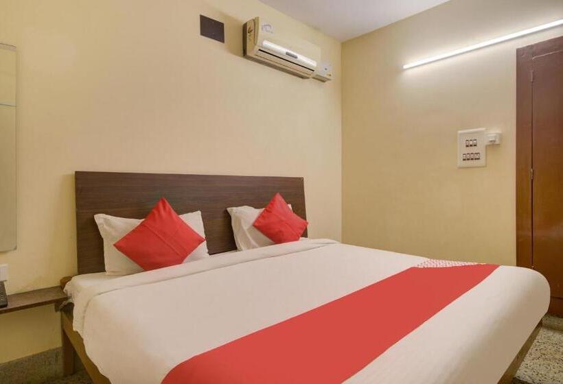 Номер Стандарт, Oyo Flagship 77109 Hotel B Squre Villa