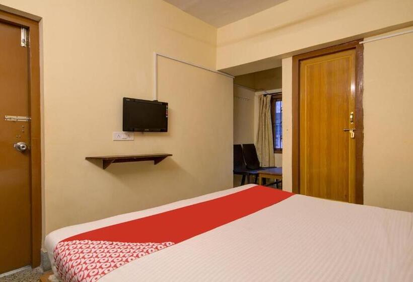 Номер Стандарт, Oyo Flagship 77109 Hotel B Squre Villa