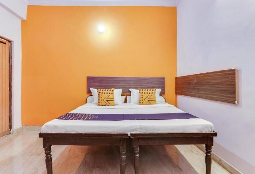 Трехместный Номер Классика, Oyo Flagship Hotel Bhaskar
