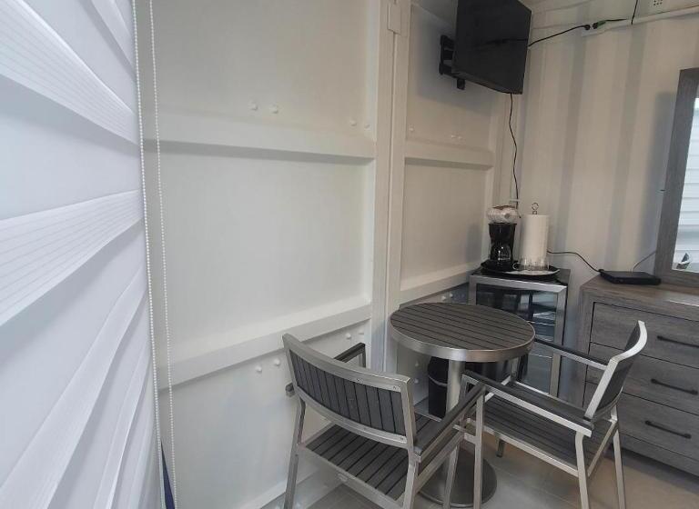 اتاق استاندارد, Always Summer Inn Bay Front