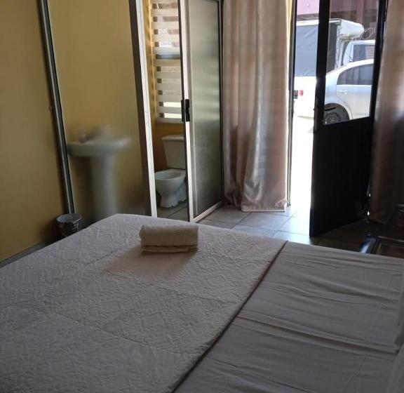 اتاق اکونومی, Siba S Guesthouse