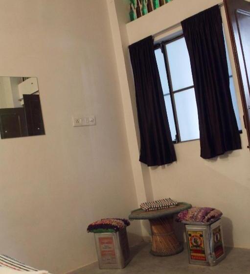 带共用浴室的标准房间, Chalo Eco Hostel