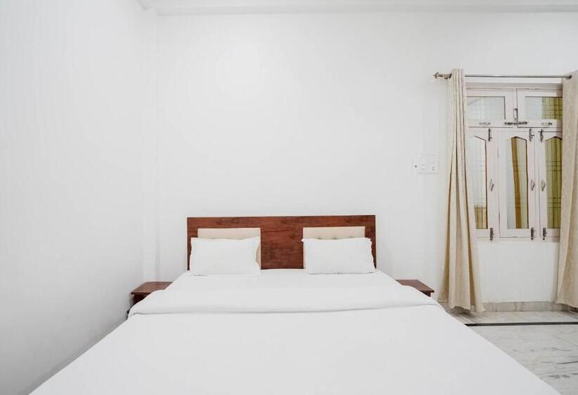 Номер Стандарт, Spot On Trishan Rooms