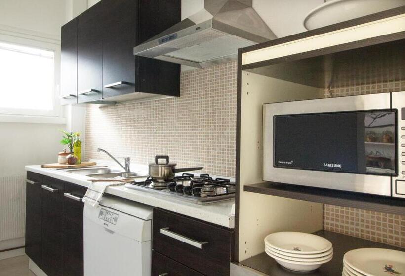 آپارتمان 1 خوابه با بالکن, A Casa Mia