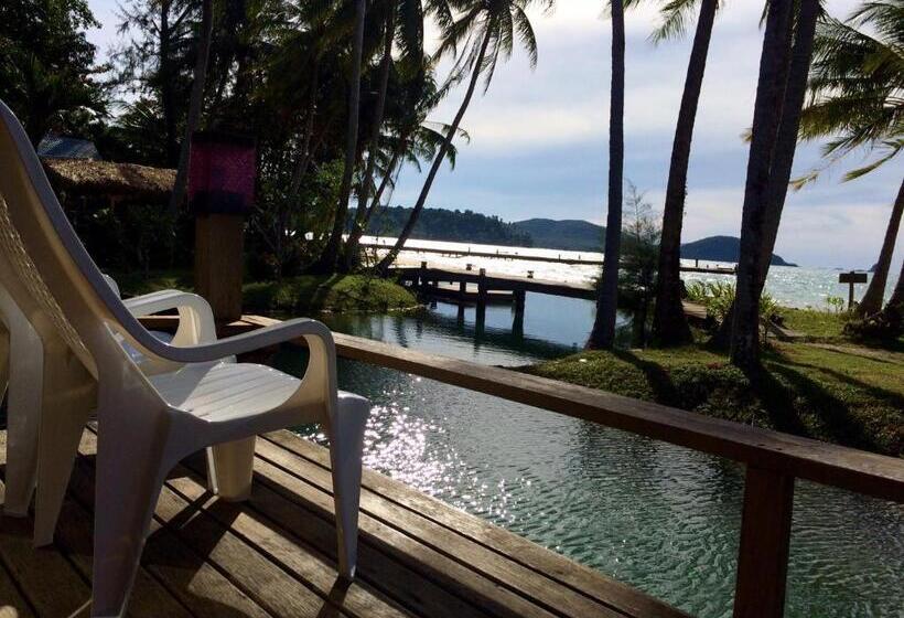 اتاق استاندارد با چشم‌انداز دریا, Prompakdee Kohmak Resort