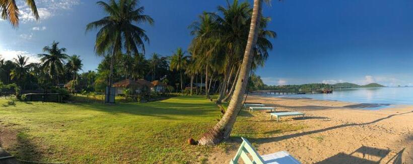 اتاق استاندارد با چشم‌انداز دریا, Prompakdee Kohmak Resort