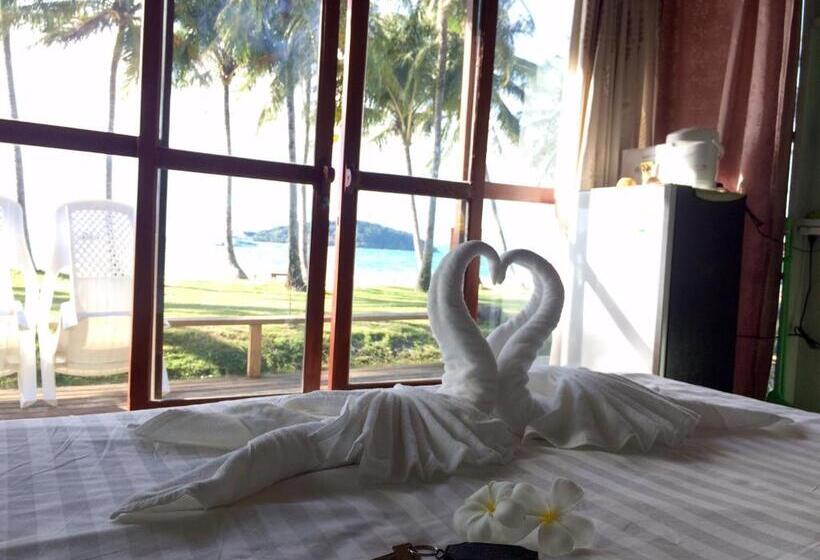 اتاق استاندارد با چشم‌انداز دریا, Prompakdee Kohmak Resort