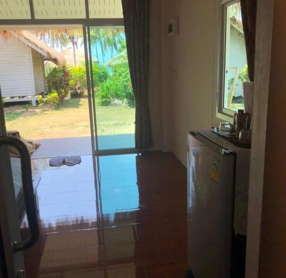 اتاق استاندارد با چشم‌انداز باغ, Prompakdee Kohmak Resort