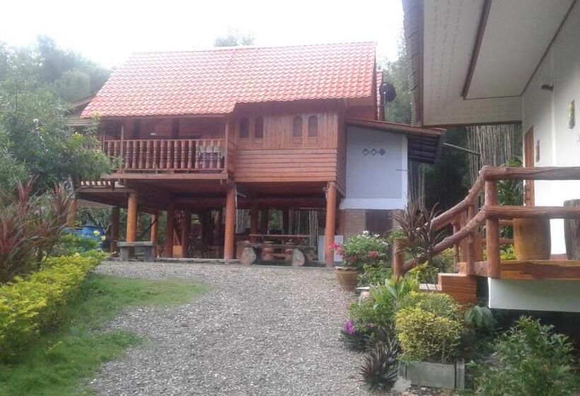 Семейный Номер, Huensala Homestay