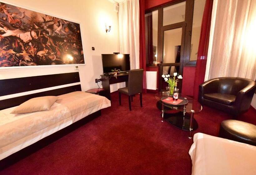Номер Deluxe с Балконом, Boutique Hotel Lyulyak