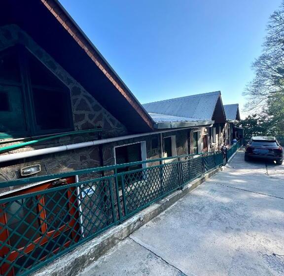 کابین, Luxury Cottage Retreat