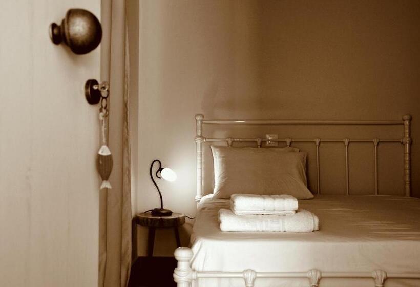 Номер Economy, Ammos Luxury Suites