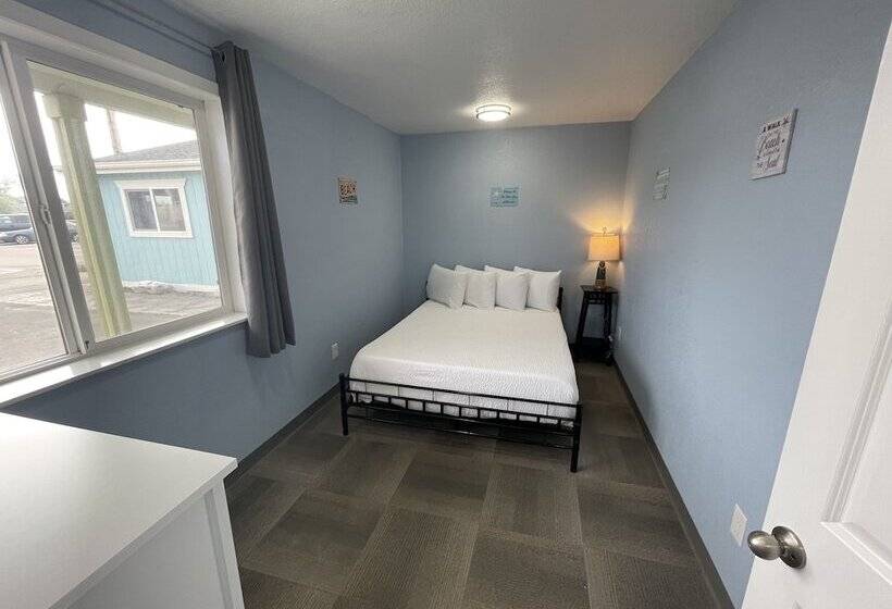Люкс 3 Спальни, Coastal Inn And Suites