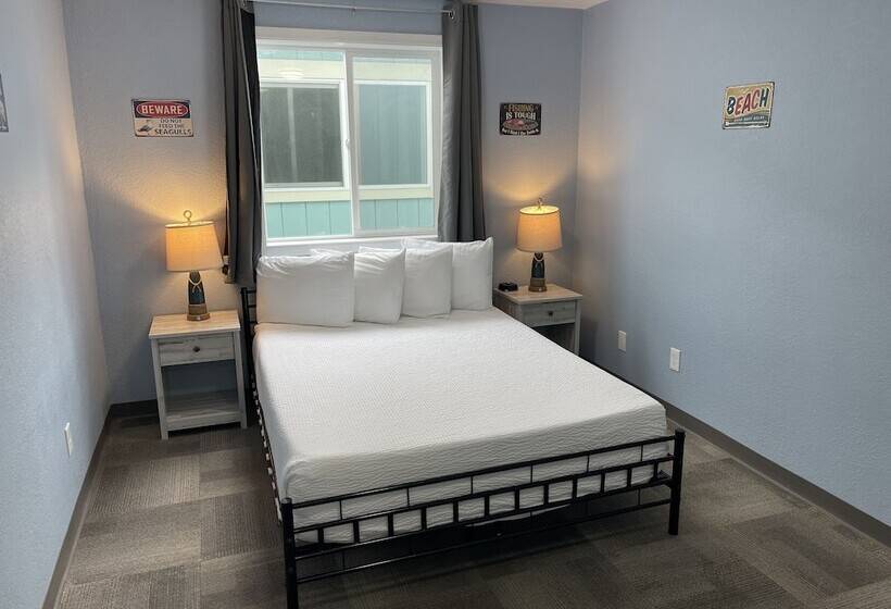 Люкс 3 Спальни, Coastal Inn And Suites