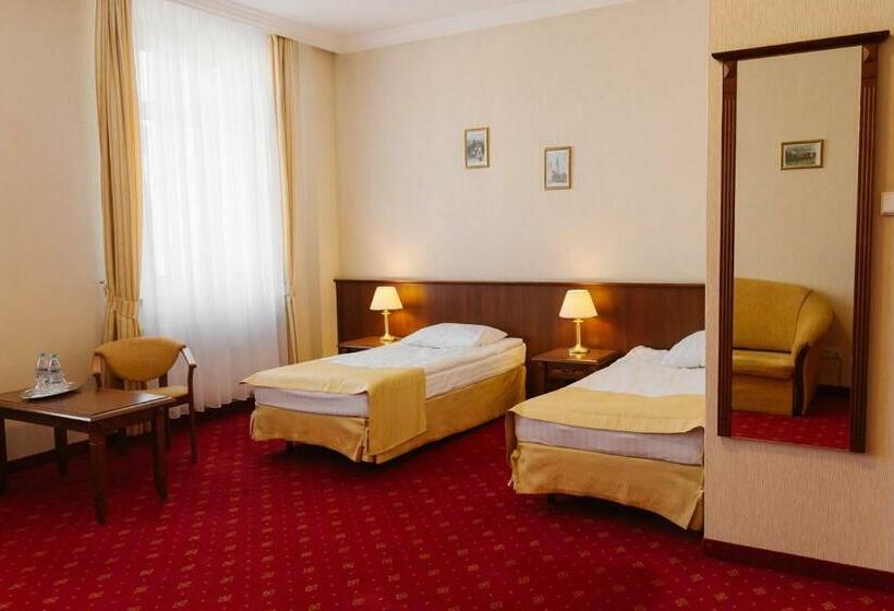 Quarto Estandar, Jakub Sobieski