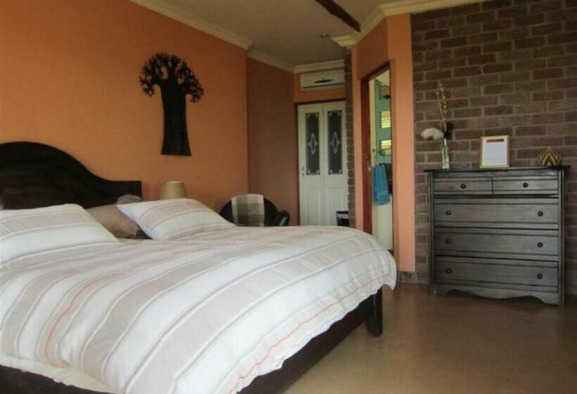 Президентский Люкс, Marula Cottage Guest Lodge