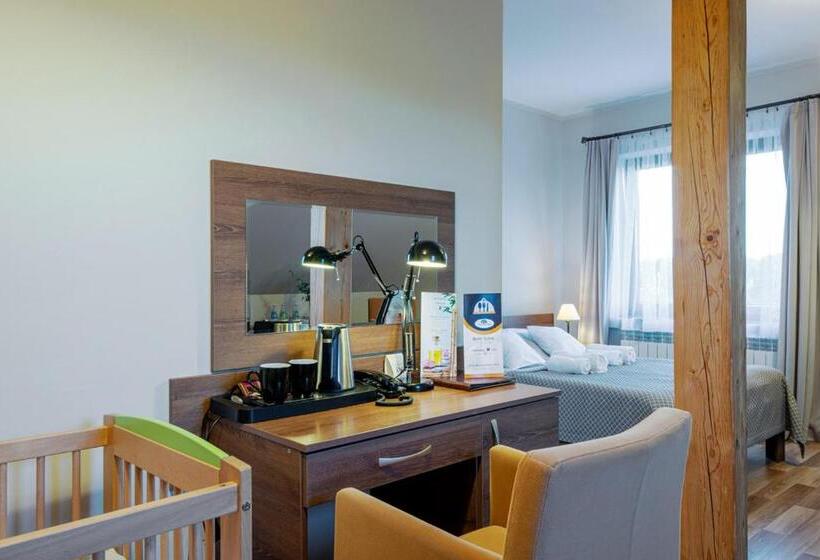 Quarto Triplo Estandar, łokietek