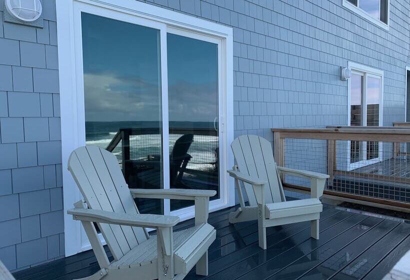 Люкс Вид на Море, West Beach Suites