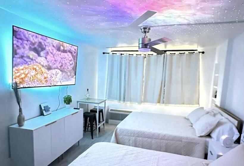 آپارتمان 1 خوابه, Ocean Front Condo On The Beach