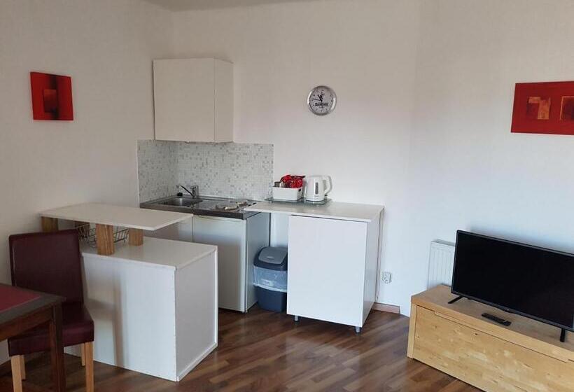 اتاق استاندارد یک نفره, Cumberland Apartment