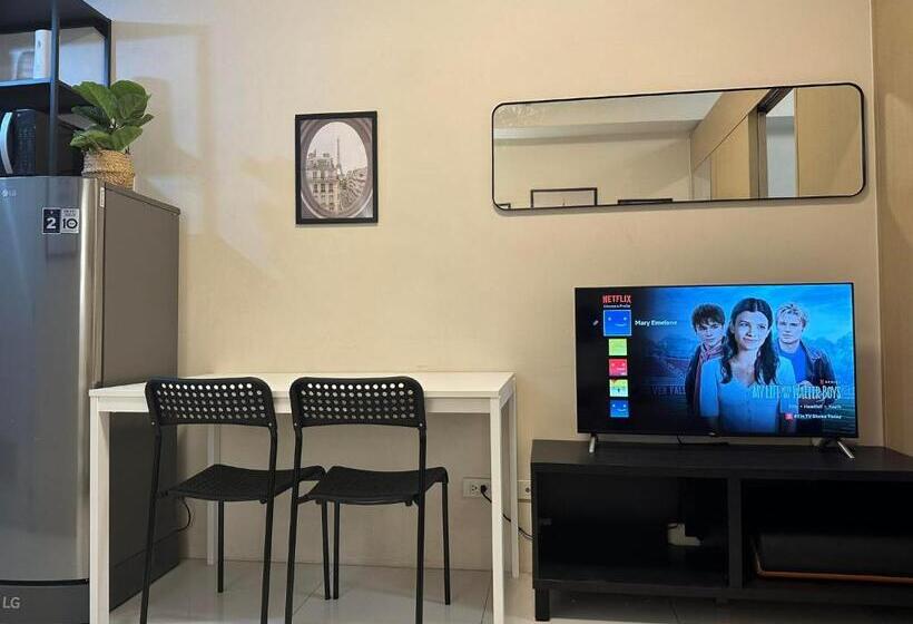 اتاق خانوادگی, Elane S Staycation  Mezza 2 1 Br