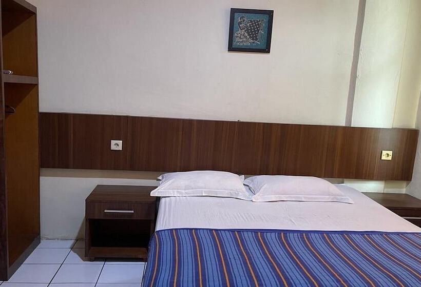 Номер Deluxe, Oyo 93502 Homestay Pakmuklis Syariah 2