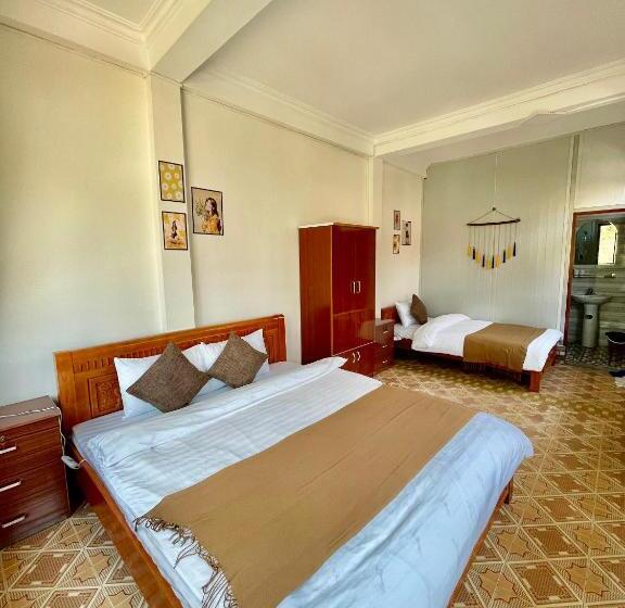 اتاق خانوادگی, Nấm Homestay