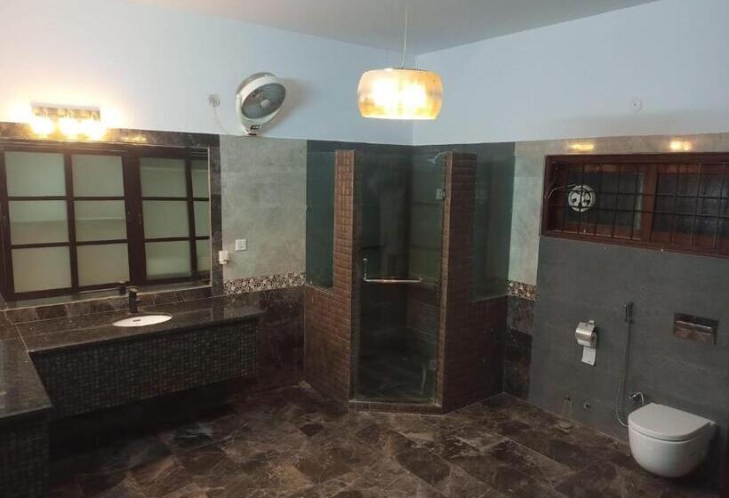 اتاق سوپریور با تخت بزرگ, Bondi Beach Resort