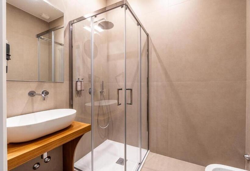 اتاق استاندارد با تخت بزرگ, Palazzo Italia Suites