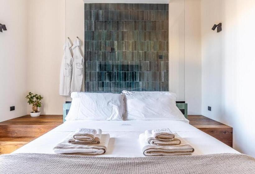 اتاق استاندارد با تخت بزرگ, Palazzo Italia Suites