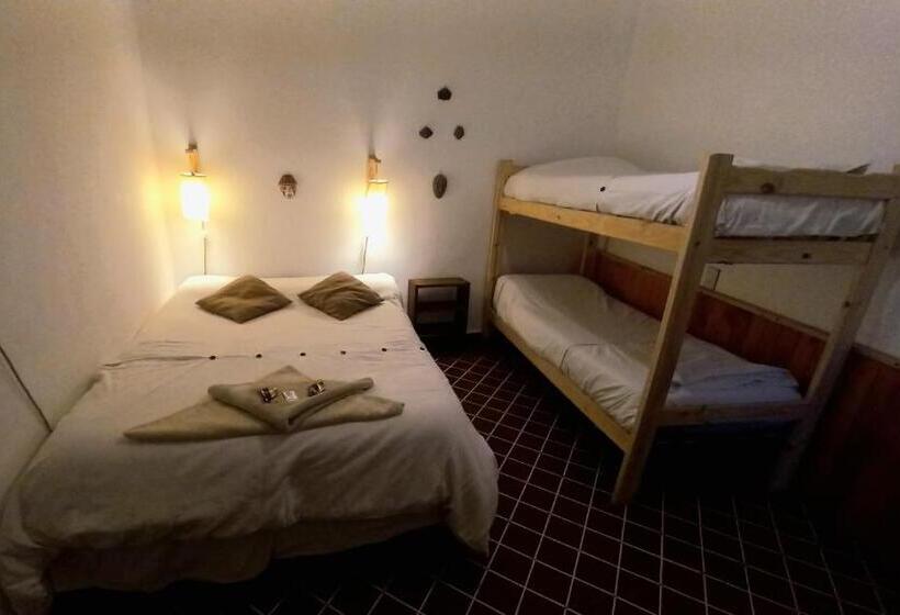 4인용 스탠다드 룸, Hostal Amalaya