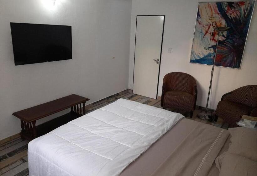 Номер Deluxe, La Amelia