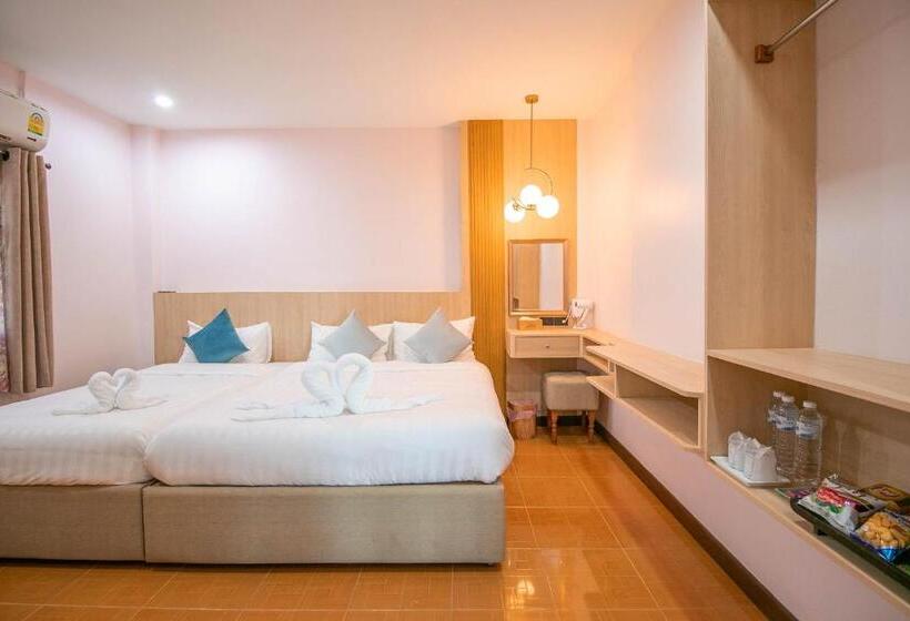 Трехместный Номер Deluxe, Ratana Boutique Resort   Mae Phim