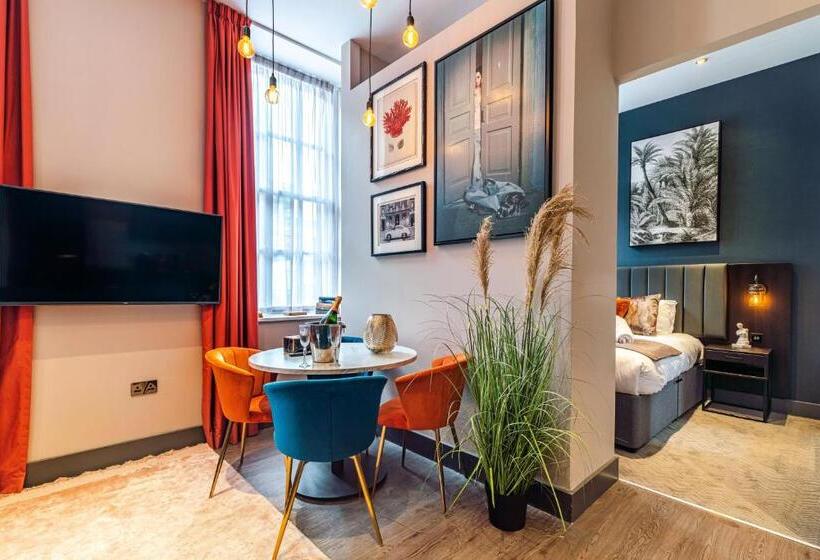 스탠다드 스튜디오, Duke Street Townhouse