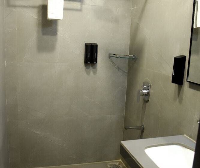 Номер Deluxe, Regenta Inn Motikhavdi Jamnagar