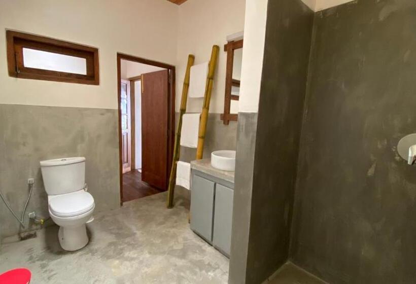 Номер Стандарт с Террасой, Sea Breeze Villa Ahangama