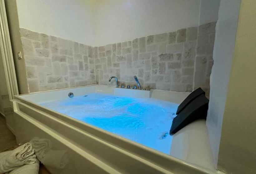 Номер Deluxe, Le Plaisir Luxury Room Con Vasca Idromassaggio