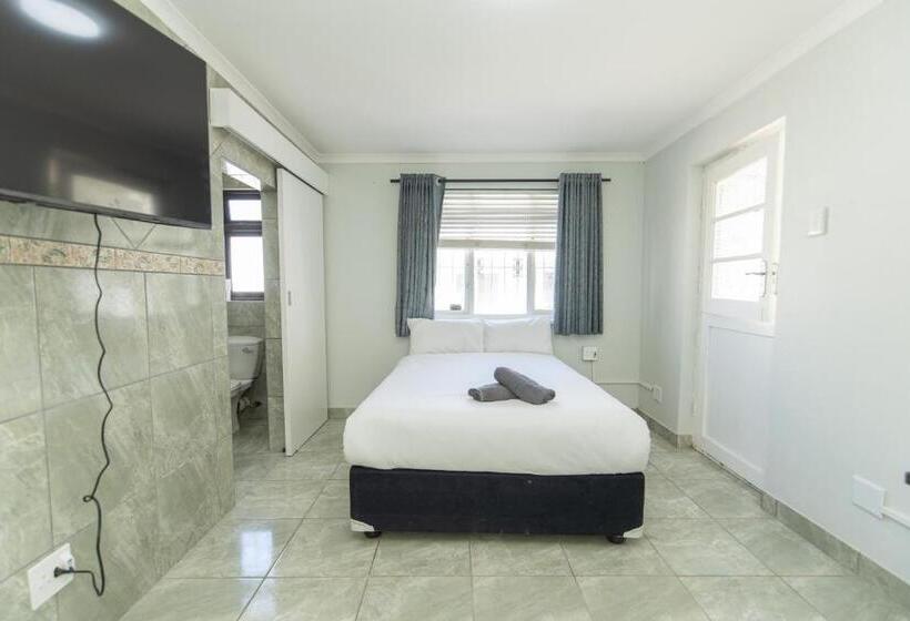 Номер Стандарт, 16 On 7th Guesthouse Summerstrand