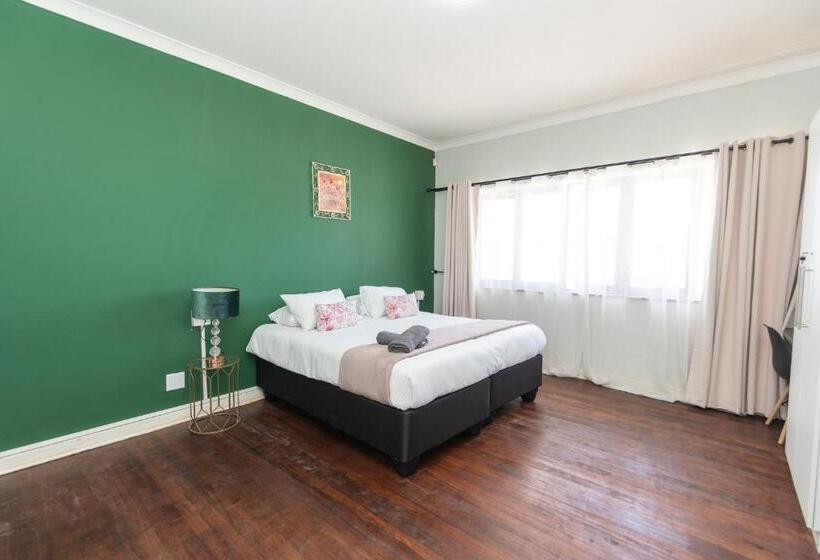 Семейный Номер Superior, 16 On 7th Guesthouse Summerstrand