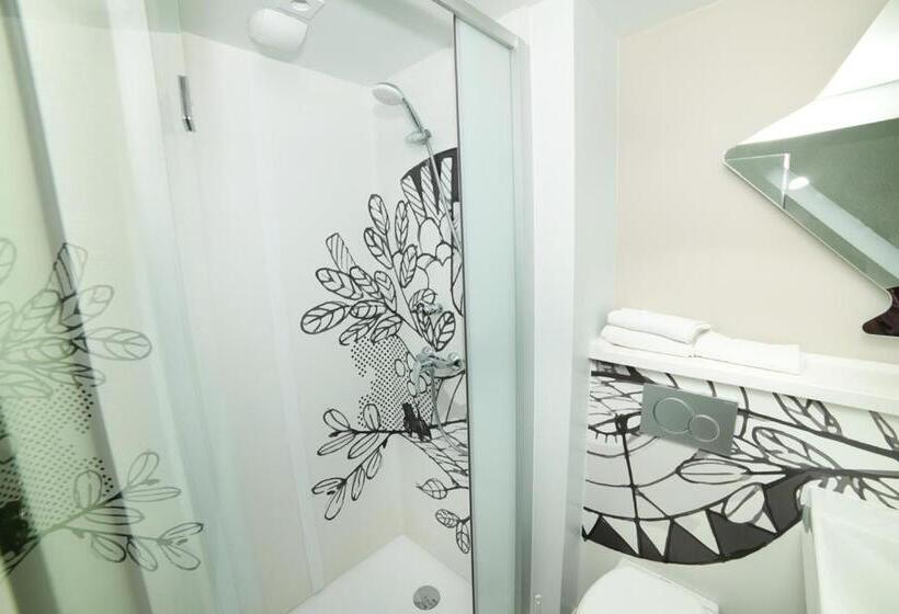 اتاق سوپریور, Accueil Hotel Besançon