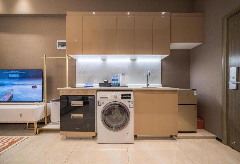 اتاق لوکس با تخت بزرگ, Gepai Executive Apartment   Shenzhen Futian Convention And Exhibition Center
